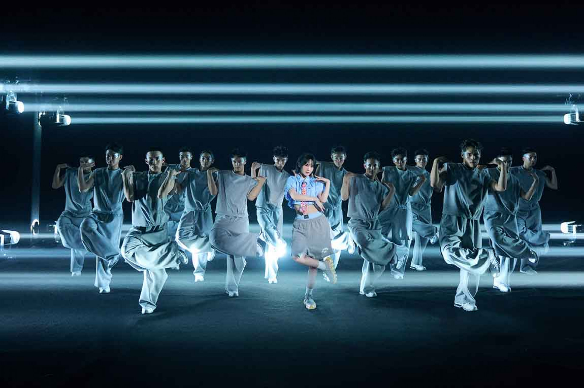 從〈有且〉到〈Yes, but?〉——理性與感性的兩極呼應