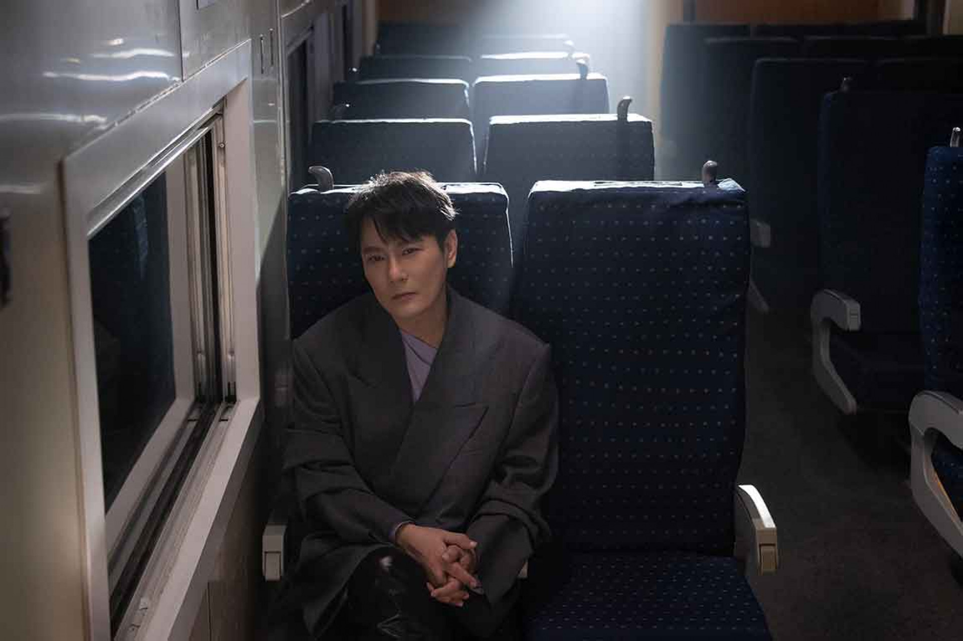 張信哲首支閩南語歌〈皺紋寫字〉向母親致敬！歌頌母愛化為宇宙之詩