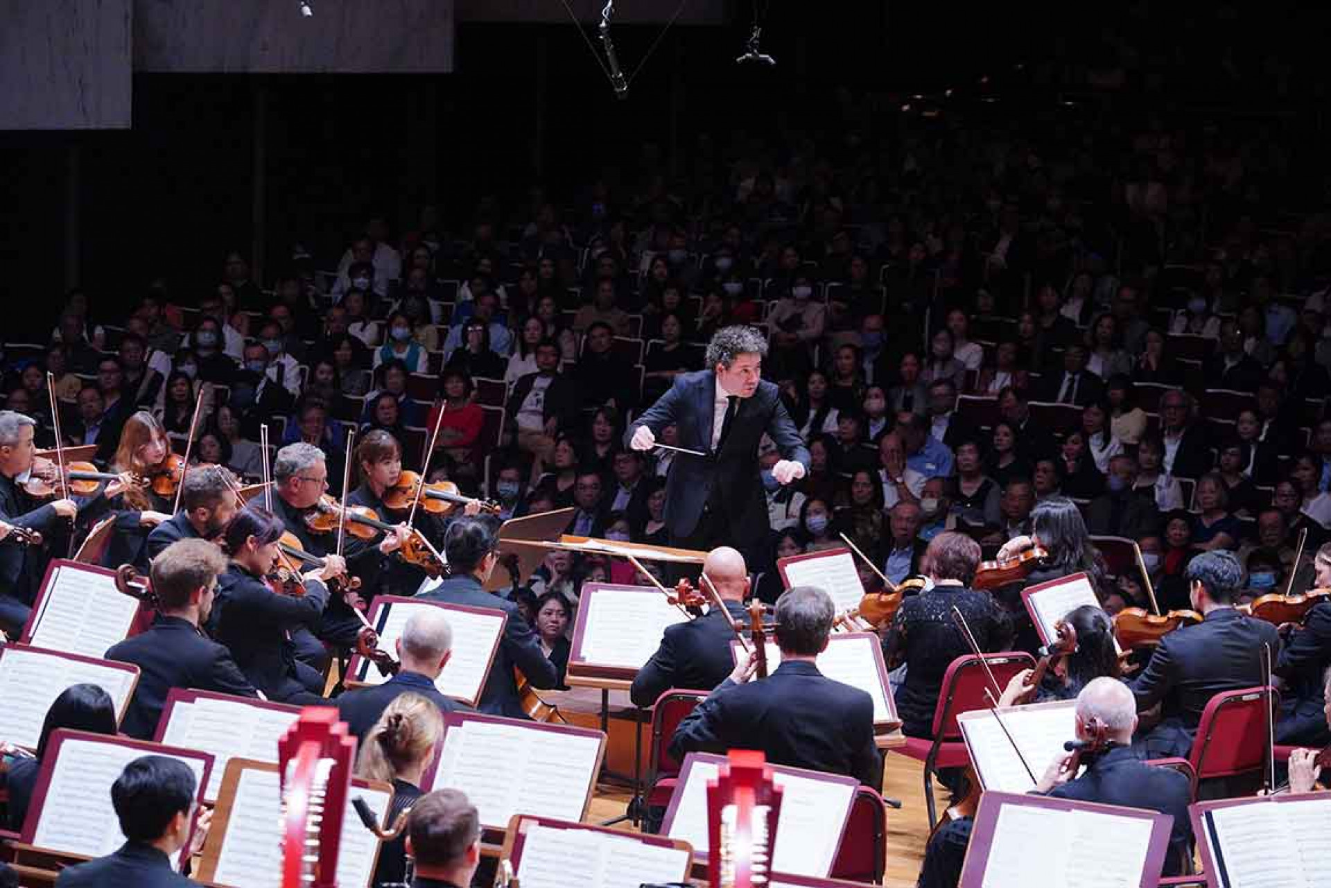 重頭戲—史特拉汶斯基兩部最具代表性的芭蕾經典—《火鳥》組曲與《春之祭》