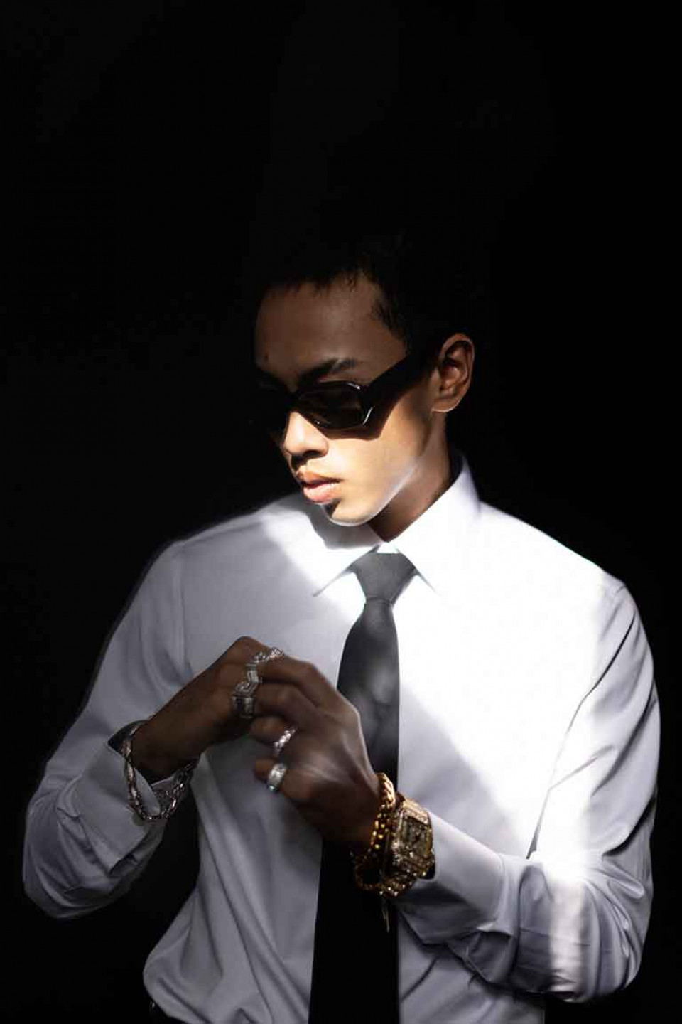 主打〈不哭〉 Lizi栗子與Gummy B攜手詮釋內心轉變