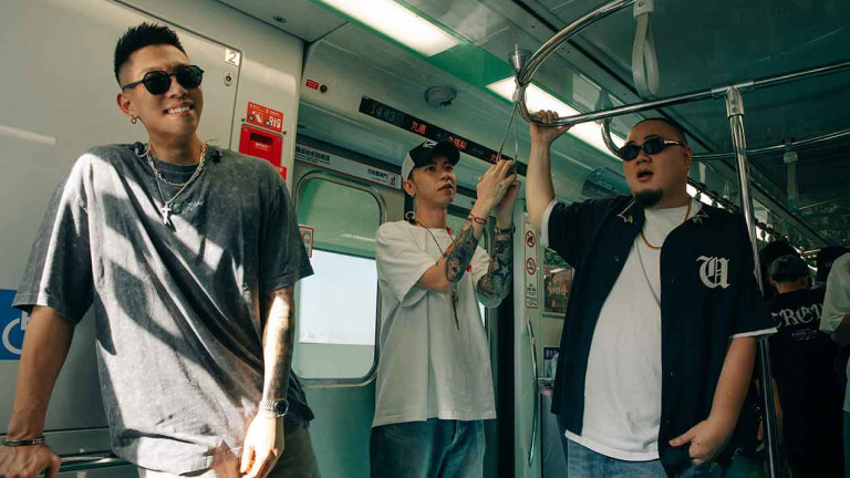 頑童MJ116驚喜快閃台中捷運 民眾大呼「不可能頑童也搭捷運上班吧！」