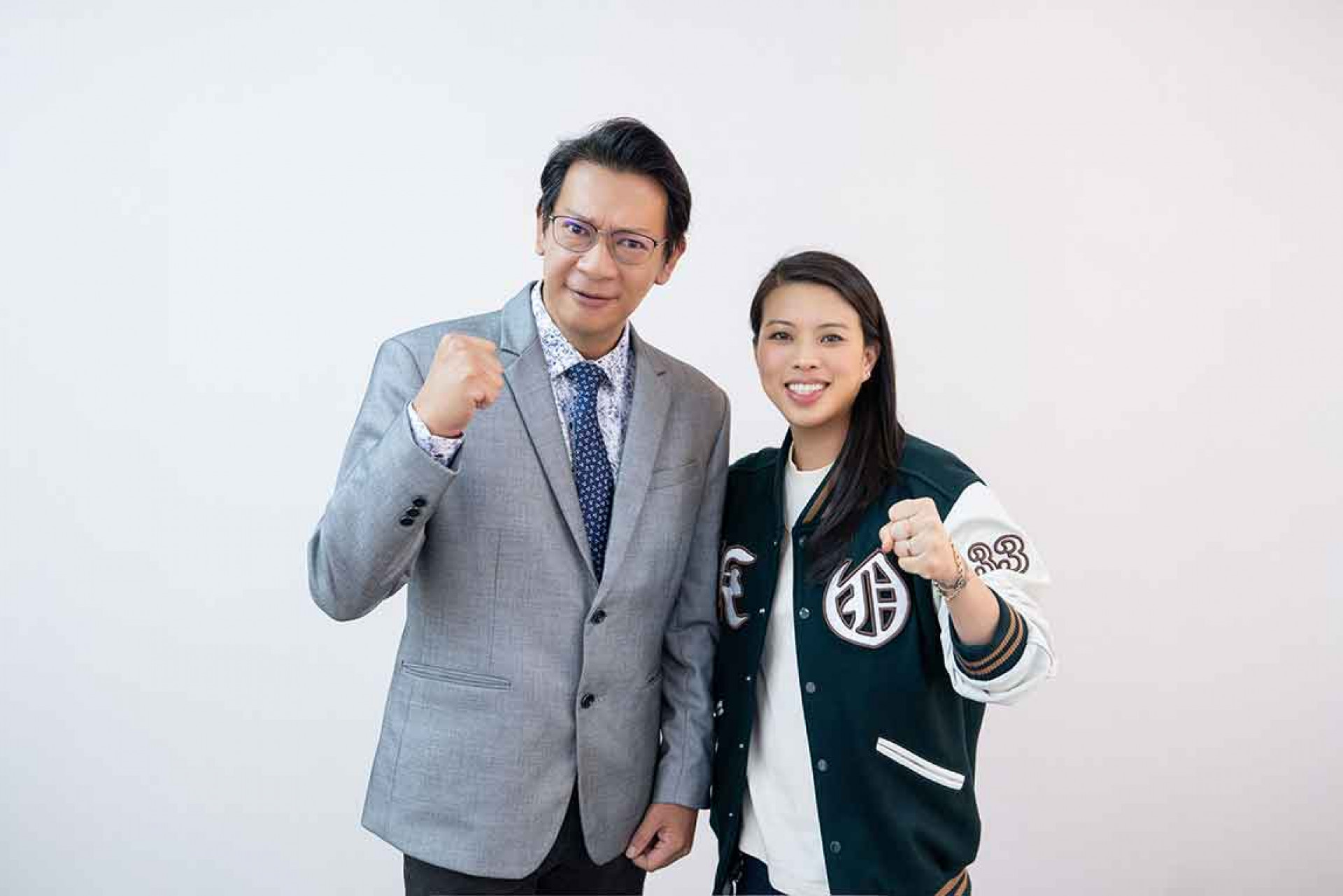 Miss Ko葛仲珊(左)與徐展元(右)跨界驚喜合體!兩大「名嘴」互飆氣勢