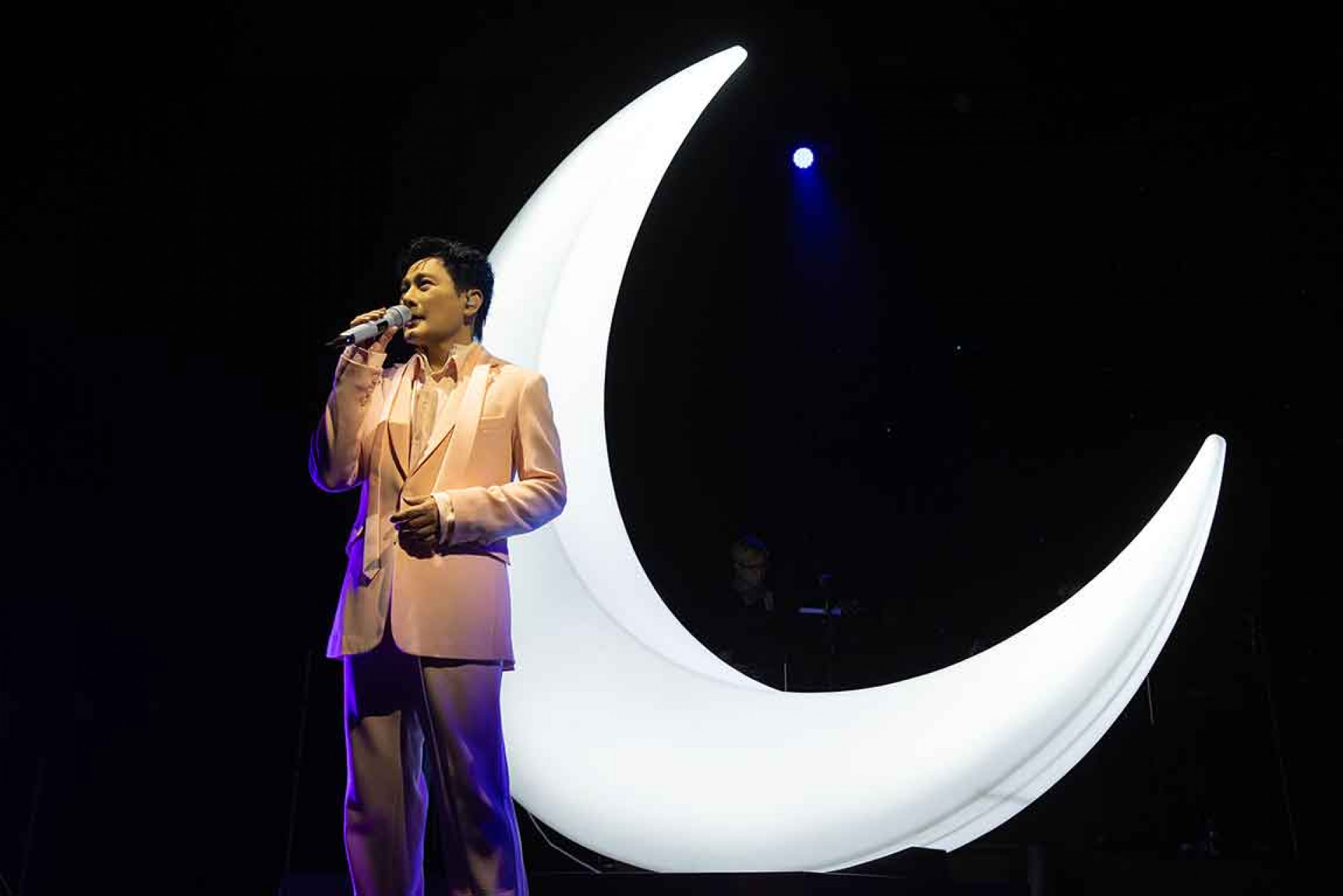 張信哲《 未來式 OUR STORY 世界巡迴演唱會》