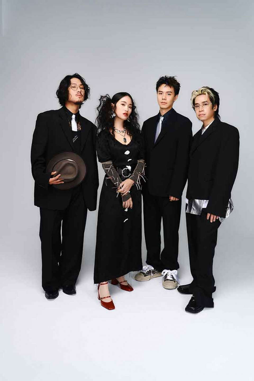 合作單曲〈ROM-COM〉庸俗救星主唱以大阪獨旅邂逅回憶為靈感填詞