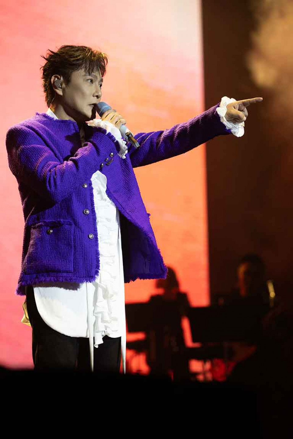 壓軸〈愛如潮水〉唱到震天! 張信哲神來一筆 「我們,東京見」