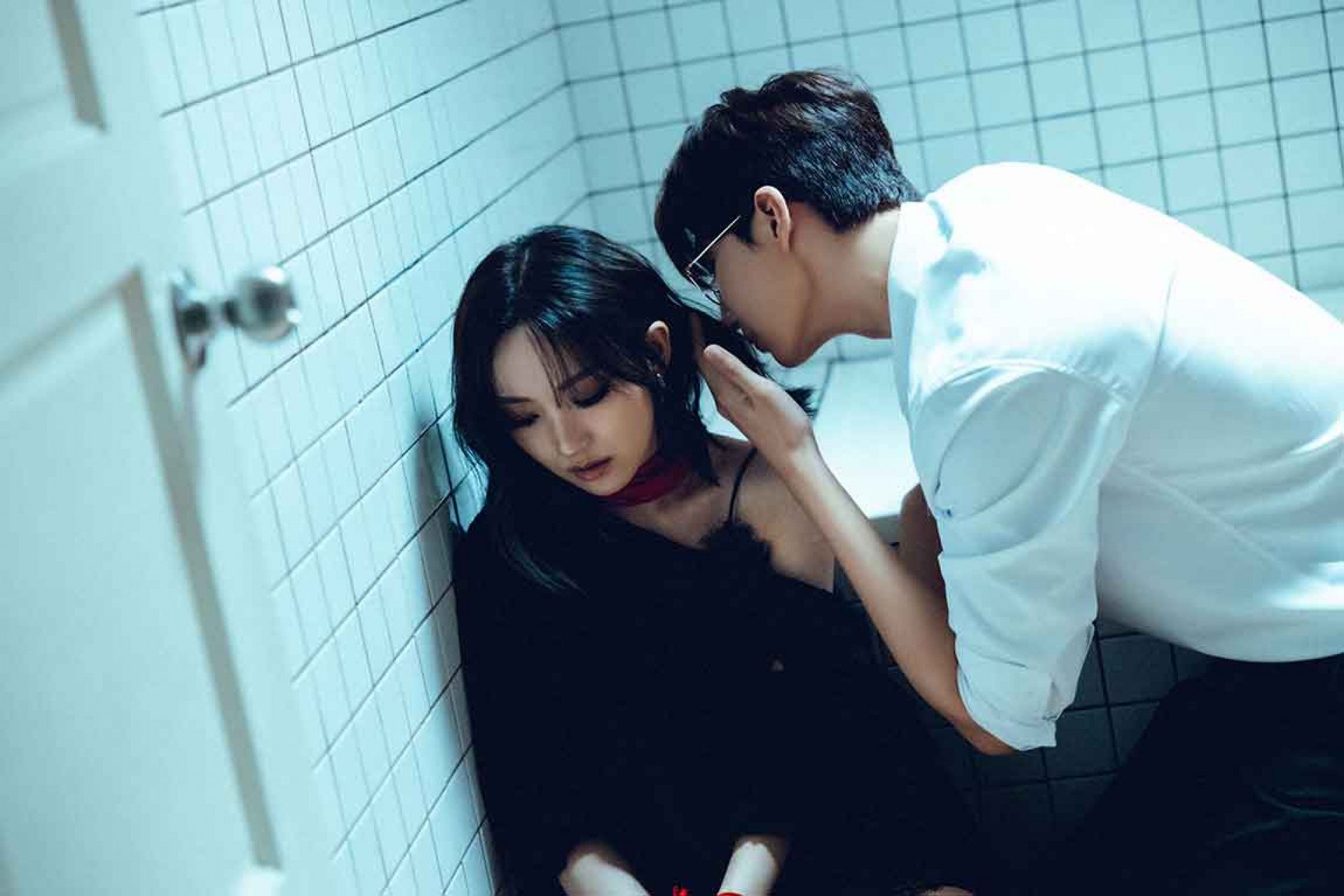 入圍金鐘新人男星金雲(右)扮恐怖情人太傳神 被封「金變態」