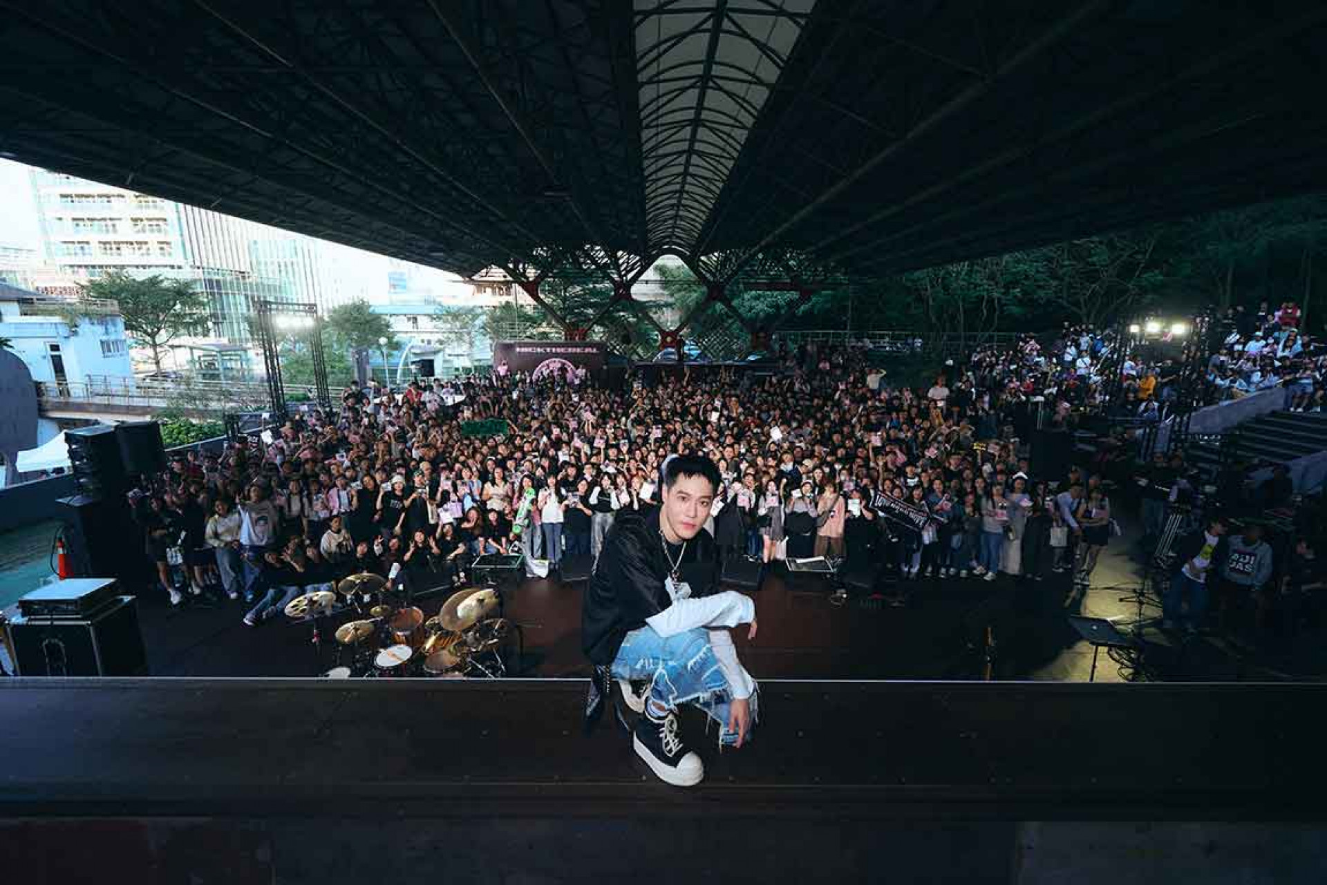 《LOVE RAGE HOPE》BLOCK PARTY 千人湧入最有態度的超炸現場