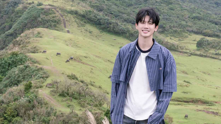 洪言翔睽違十年重拾麥克風 首支全創作單曲〈我不再是你依賴〉MV山中取景 自虧：我是在參加體能大賽嗎？