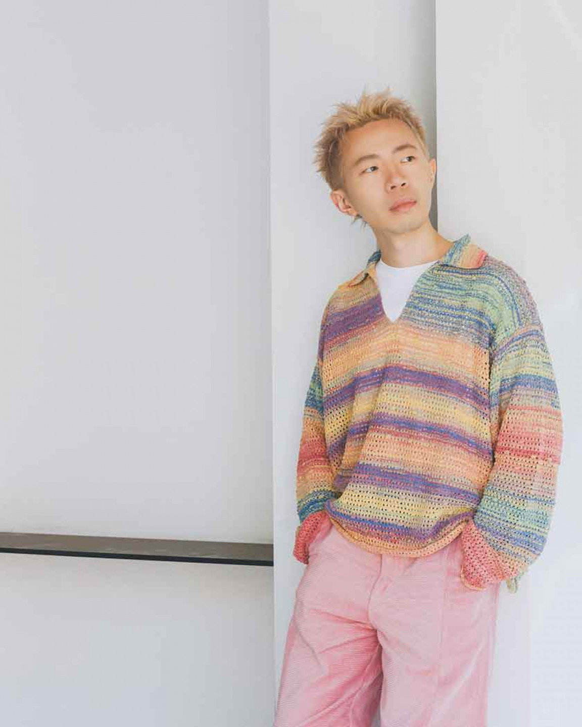 32歲的鄭興聯手了十位音樂旅伴共同激盪出未曾見過的「鄭先生」