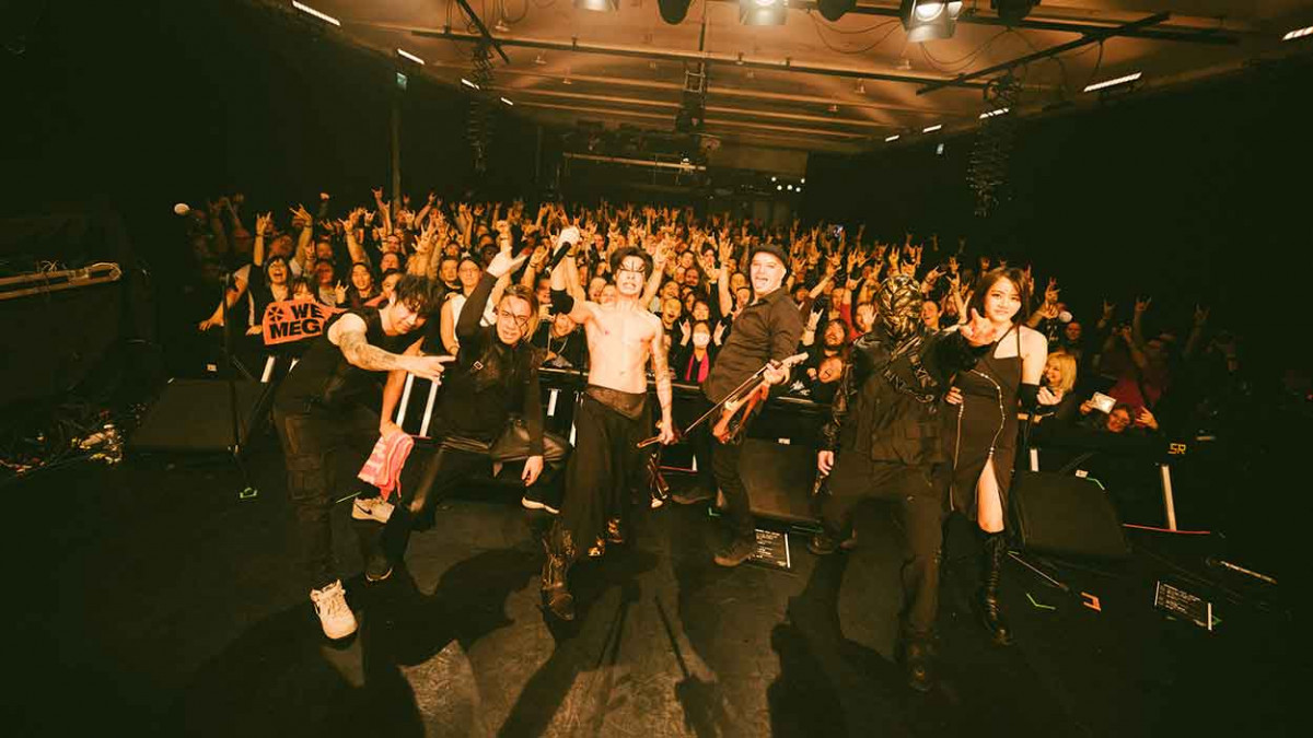 「F:F:F音樂節」台芬金屬外交！閃靈睽違多時重返舞台限定演唱、血肉果汁機轟炸現場