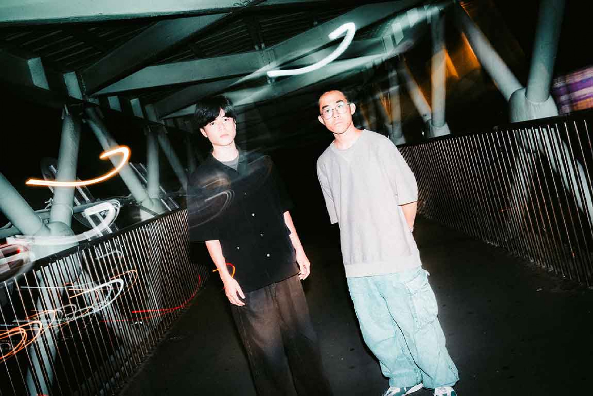 兩人正式團名定為「過敏症候群」，象徵彼此對生活的想像與反應。