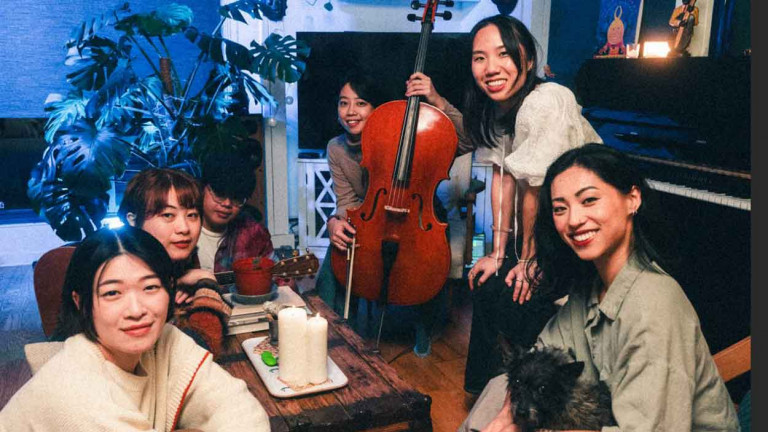 四種語言 X 四座城市從「紅龜粿」找到共同語言 邱淑蟬、鄭寶欣、好日、樂凡 打造跨語言單曲〈定定仔行〉