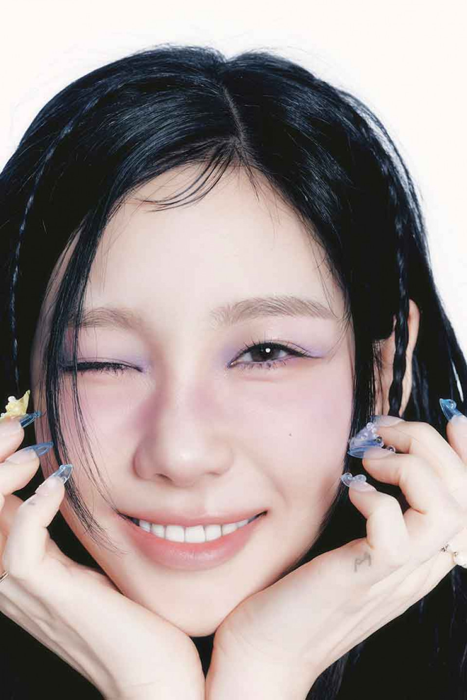 〈問候 (Panorama)〉MV反映太妍和粉絲間關係的微妙亮點