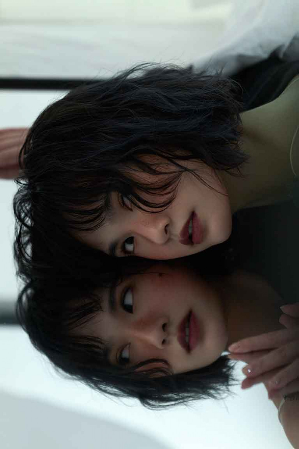 MV中無處不在的鏡子元素