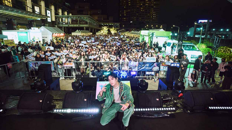 Ozone成員周子翔首次個人Solo舞台 驚喜演唱北流演唱會曲目 粉絲感動飆淚