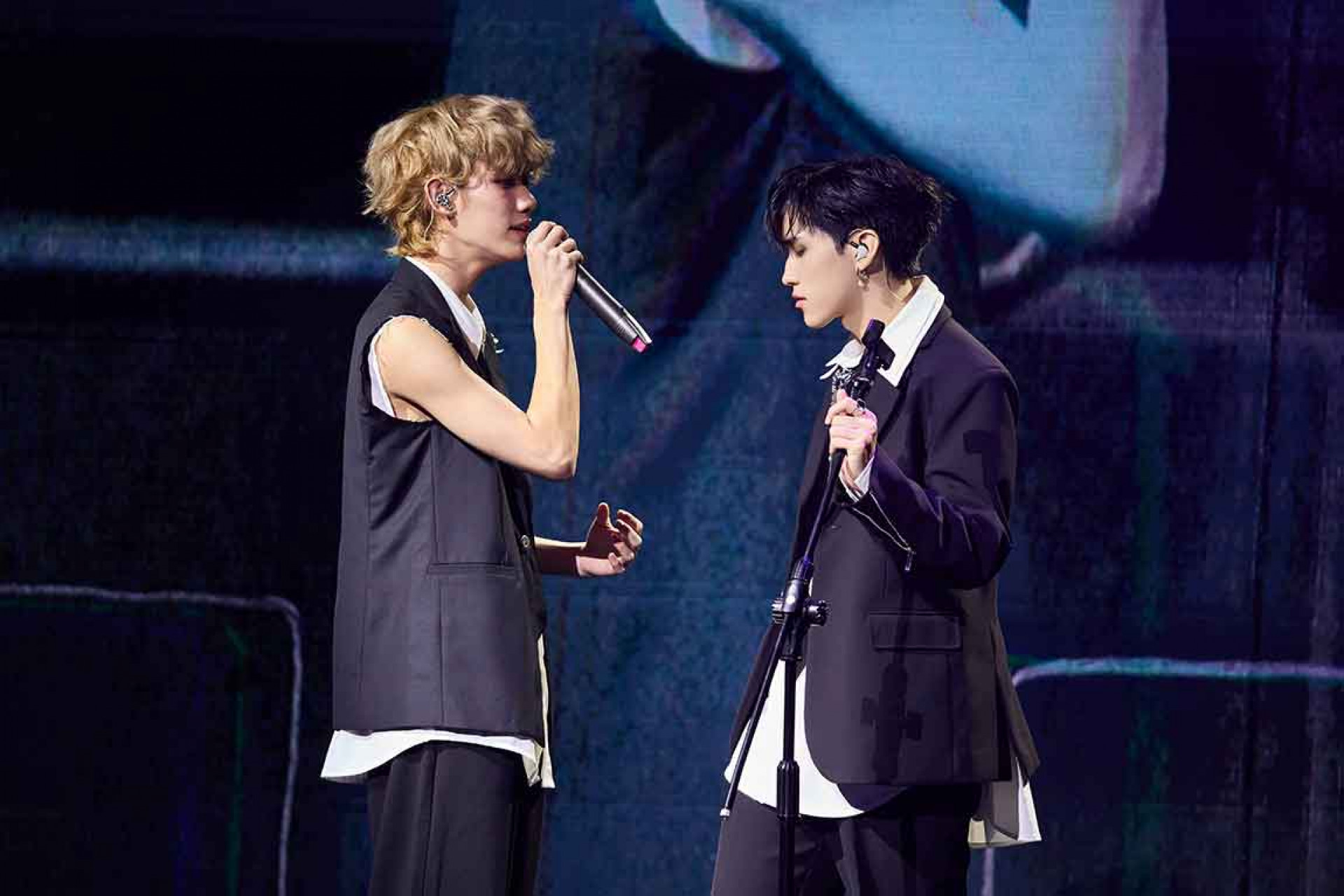 創作組-左起-鈞嘉、俊希