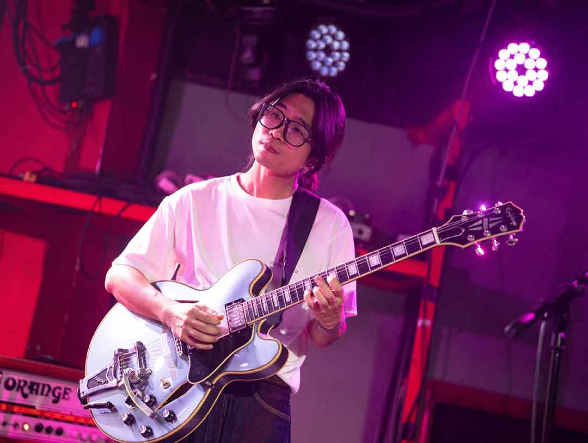 吉他手包子宣布本次專場將是於樂團的告別演出