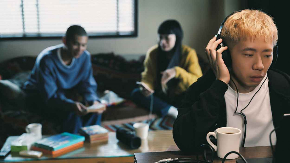 鄭興專輯第二波抒情主打〈沒發生的愛情〉首次挑戰劇情MV被讚有天份 演活曖昧三角情感線