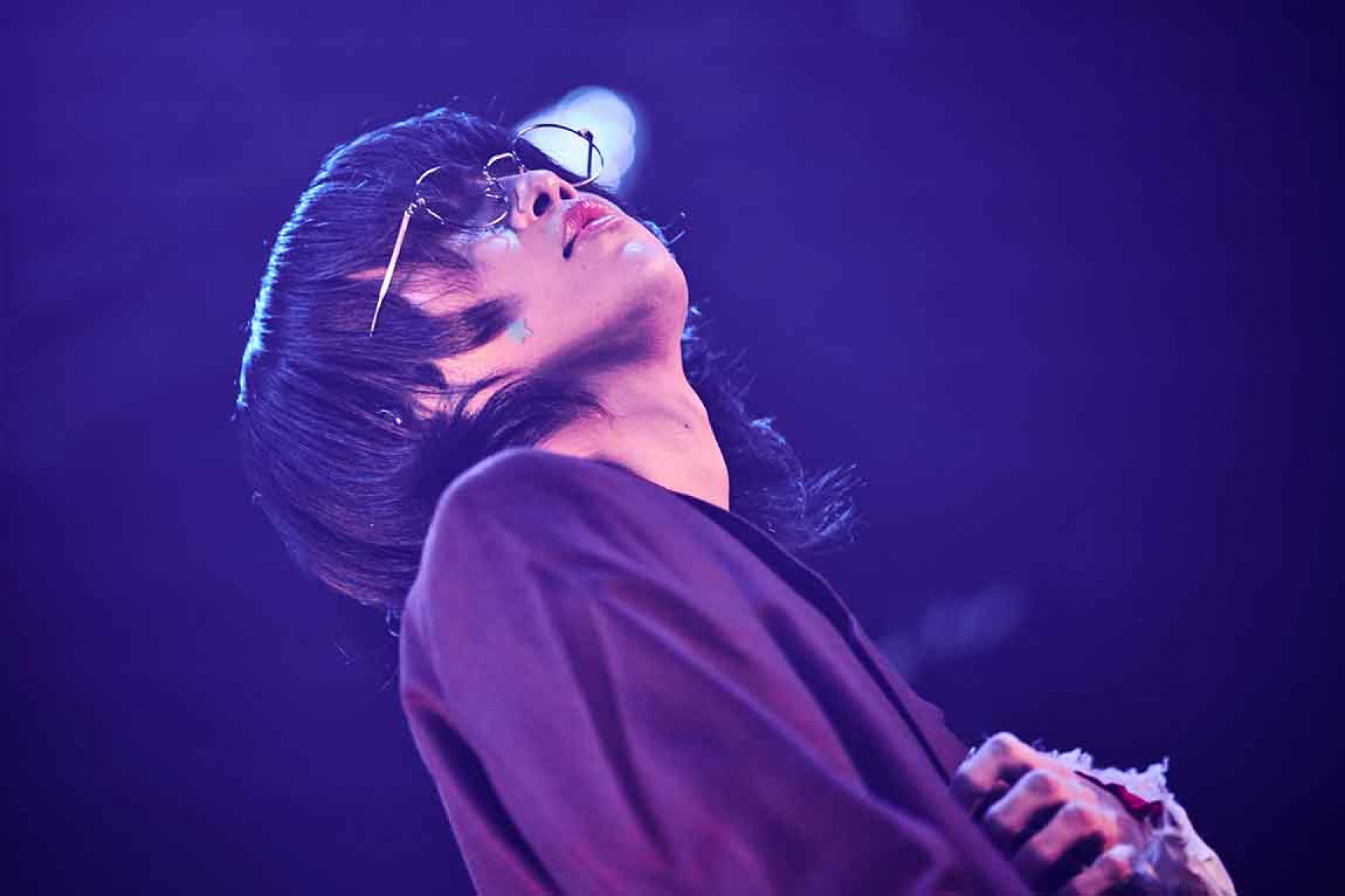 AKASAKI在舞台激動喊:「這是我第二次來,真的好想好想大家啊!」