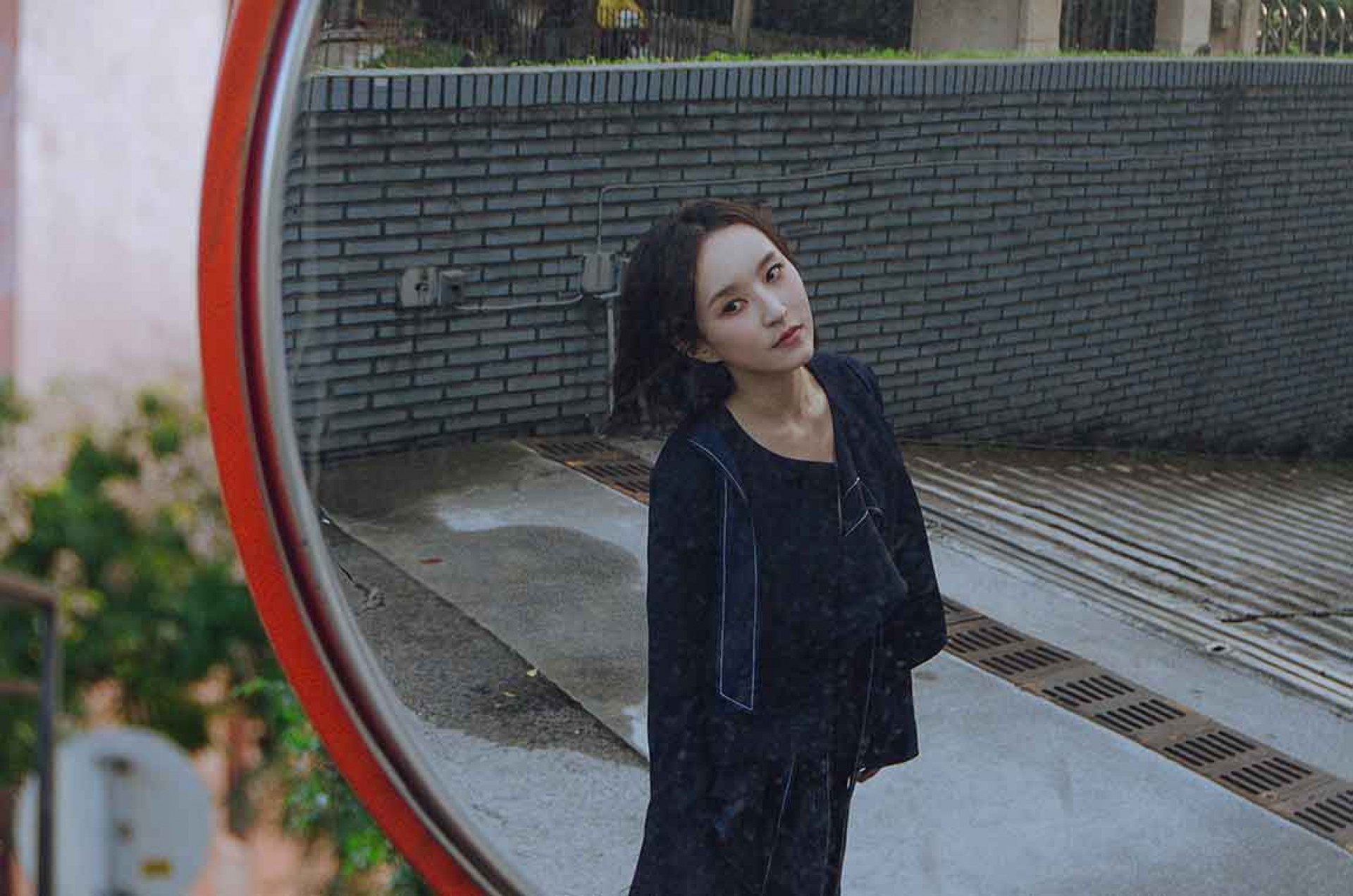 法蘭訪談側拍。「釀電影提供」