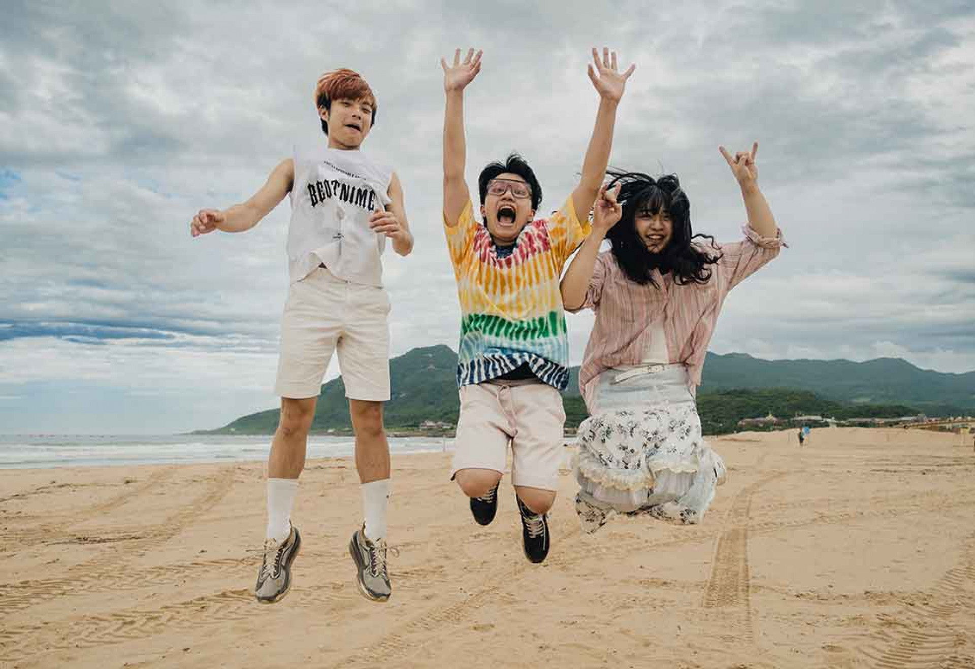 共振效應吉他手馮羿(中)曾是大港開唱年紀最小登台表演者