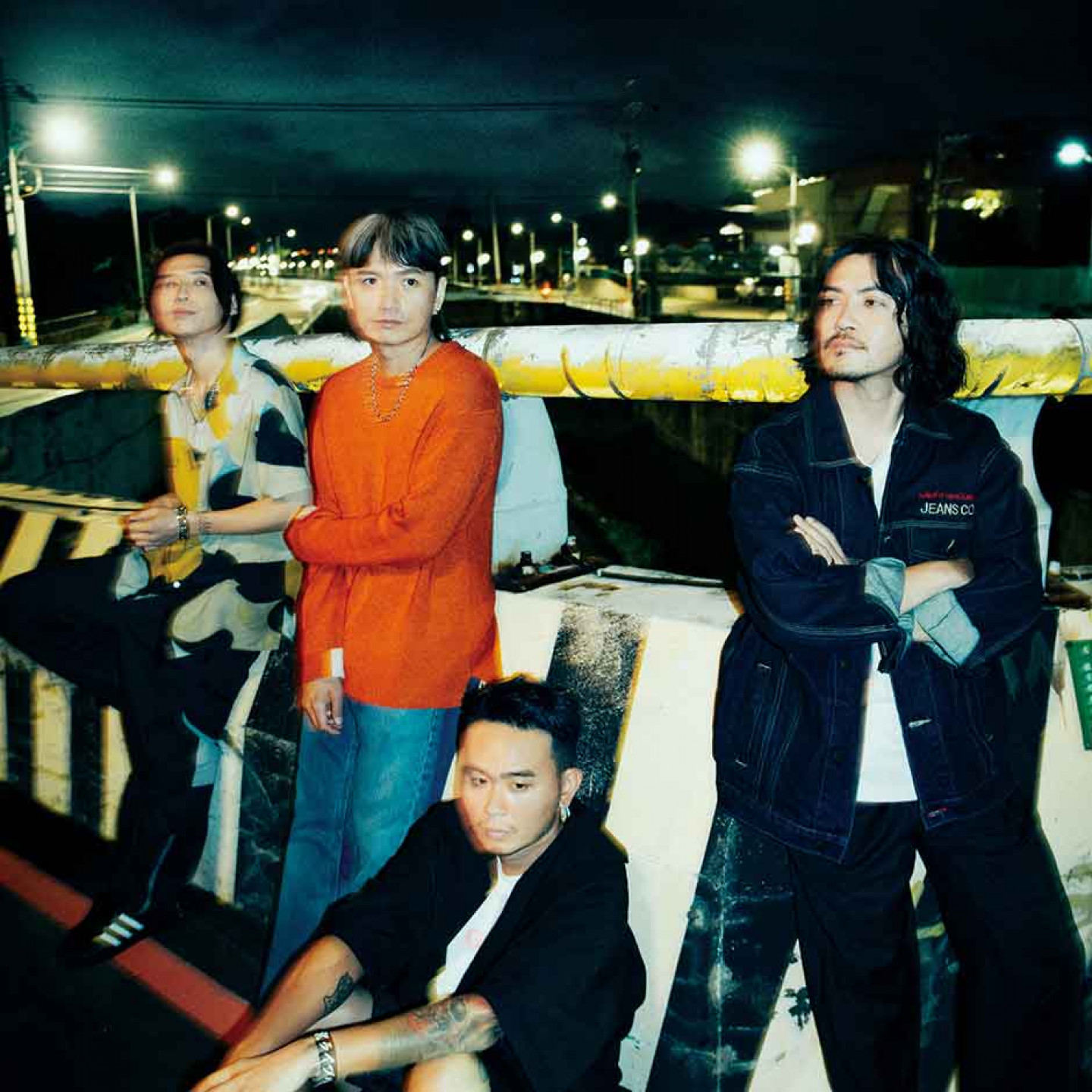 「大港之友」的滅火器確定一起回到港邊乾杯