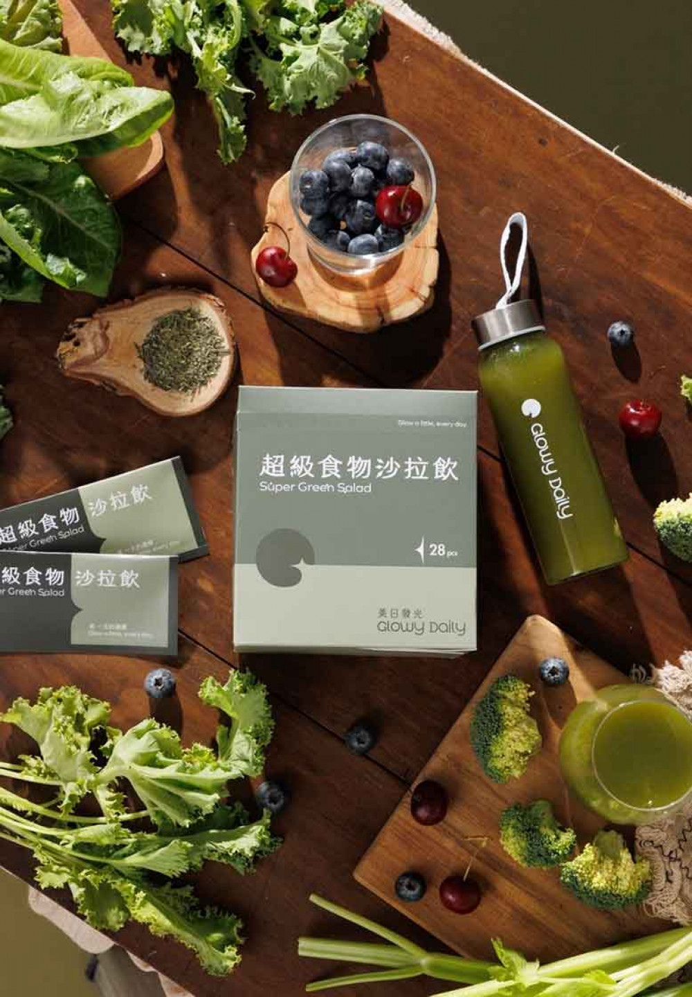 親手打造人生第一個健康食品品牌「美日發光」超級食物沙拉飲