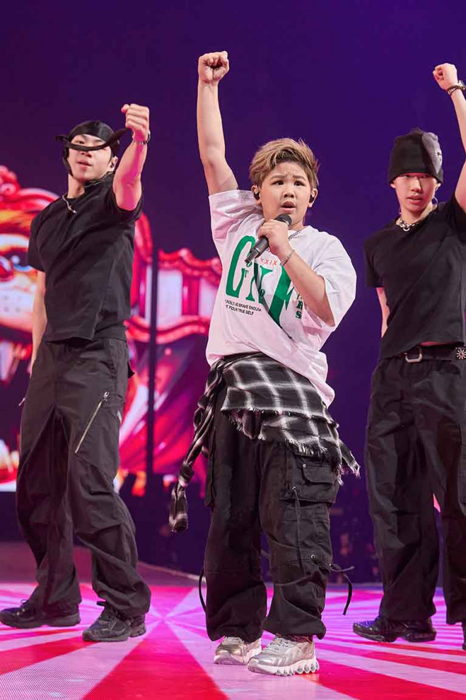 世界冠軍NANA遇亞洲流行天王認會緊張 不怕萬人壓力測試:用霹靂舞讓小豬哥哥粉絲記住我!