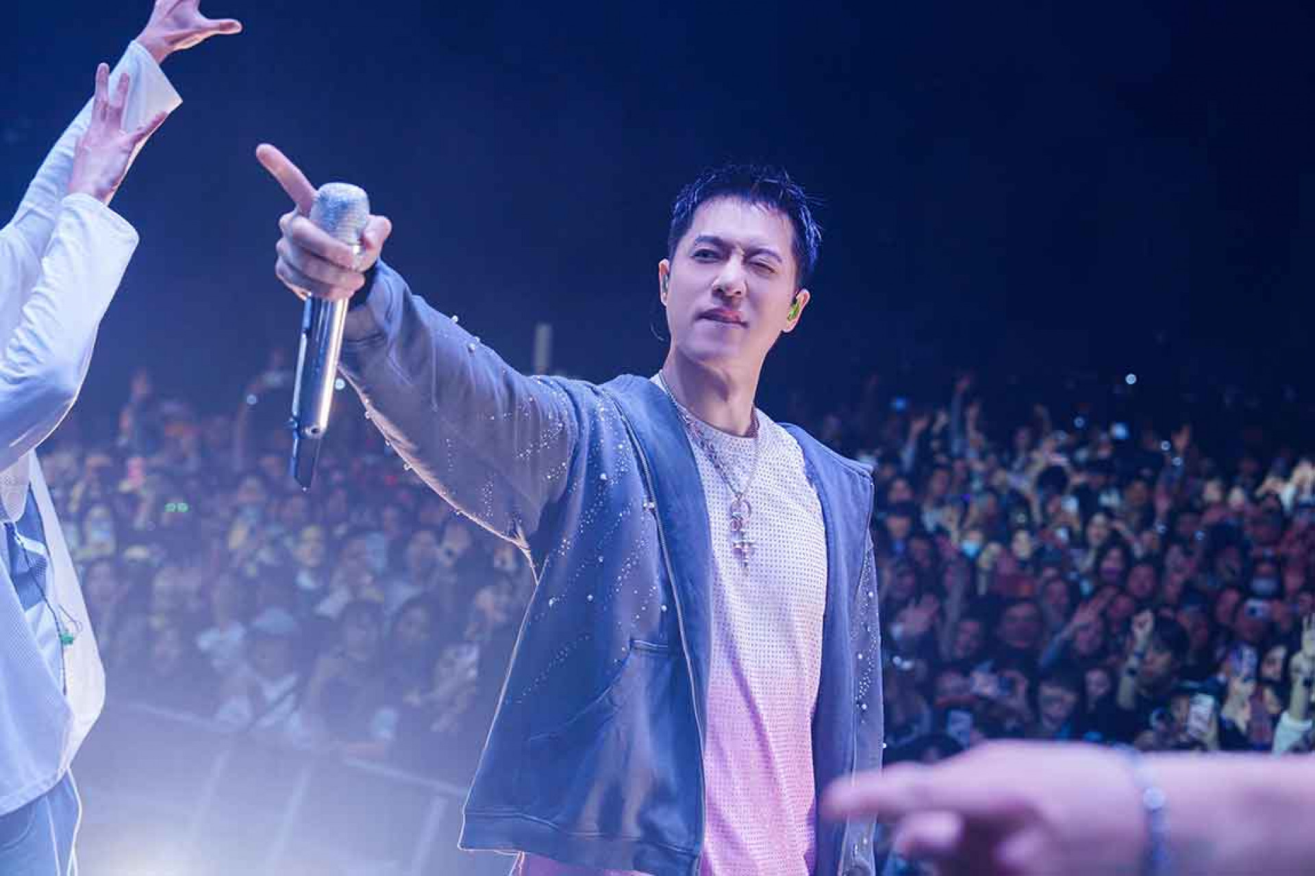 新專輯、巡演馬不停蹄「REALIVE - DELUXE」2026年繼續精彩。 IMC Live Global提供