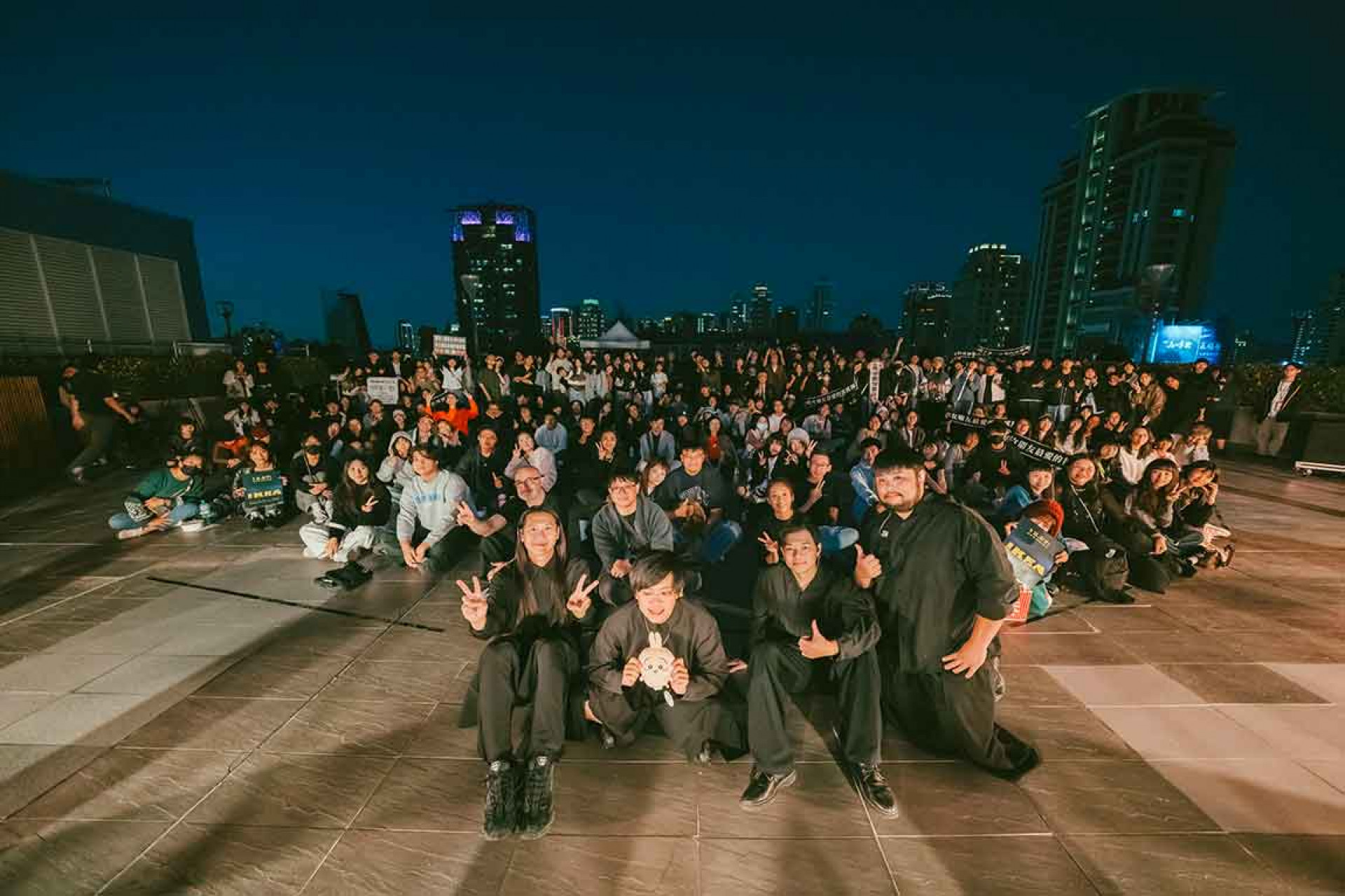 後搖樂團「步行者」完成戶外沈浸式演出企劃《城市裡的後搖》第二篇章