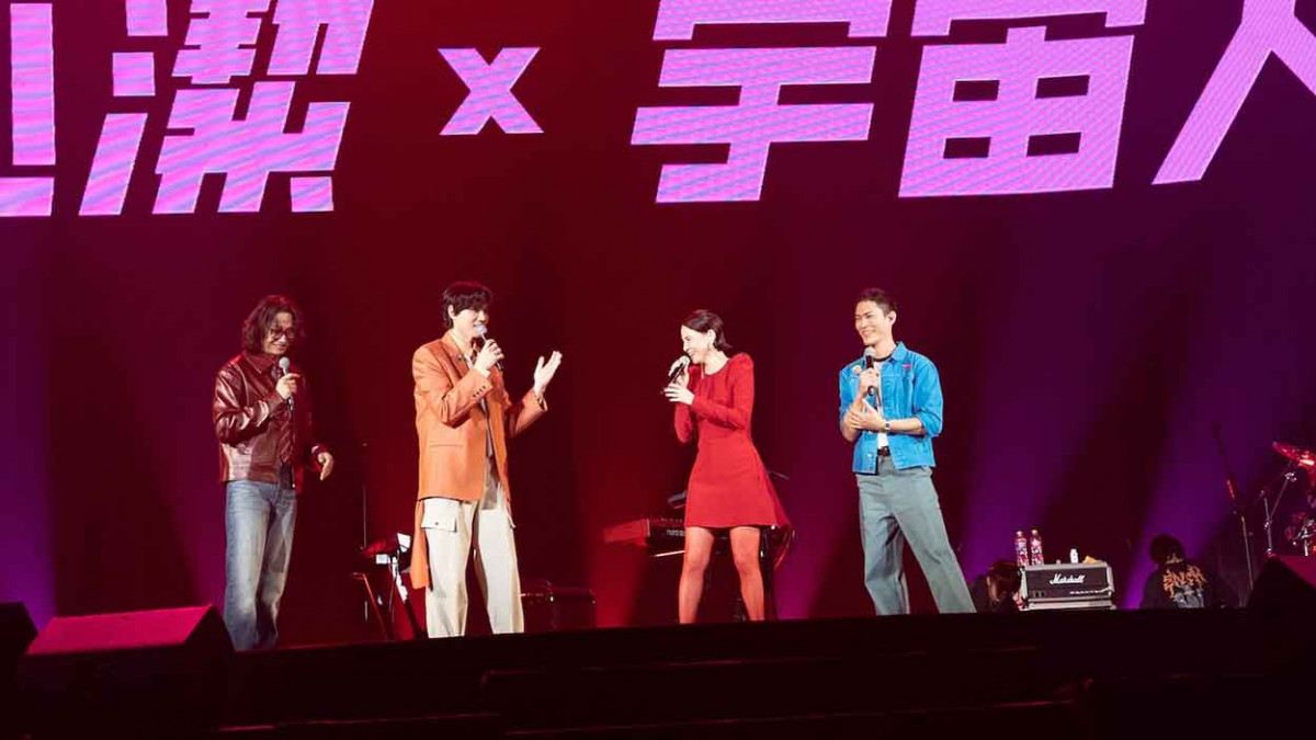 宇宙人四度登蛋「鬧心結」？李心潔驚喜現身邀小玉穿碎花「裙擺搖搖」