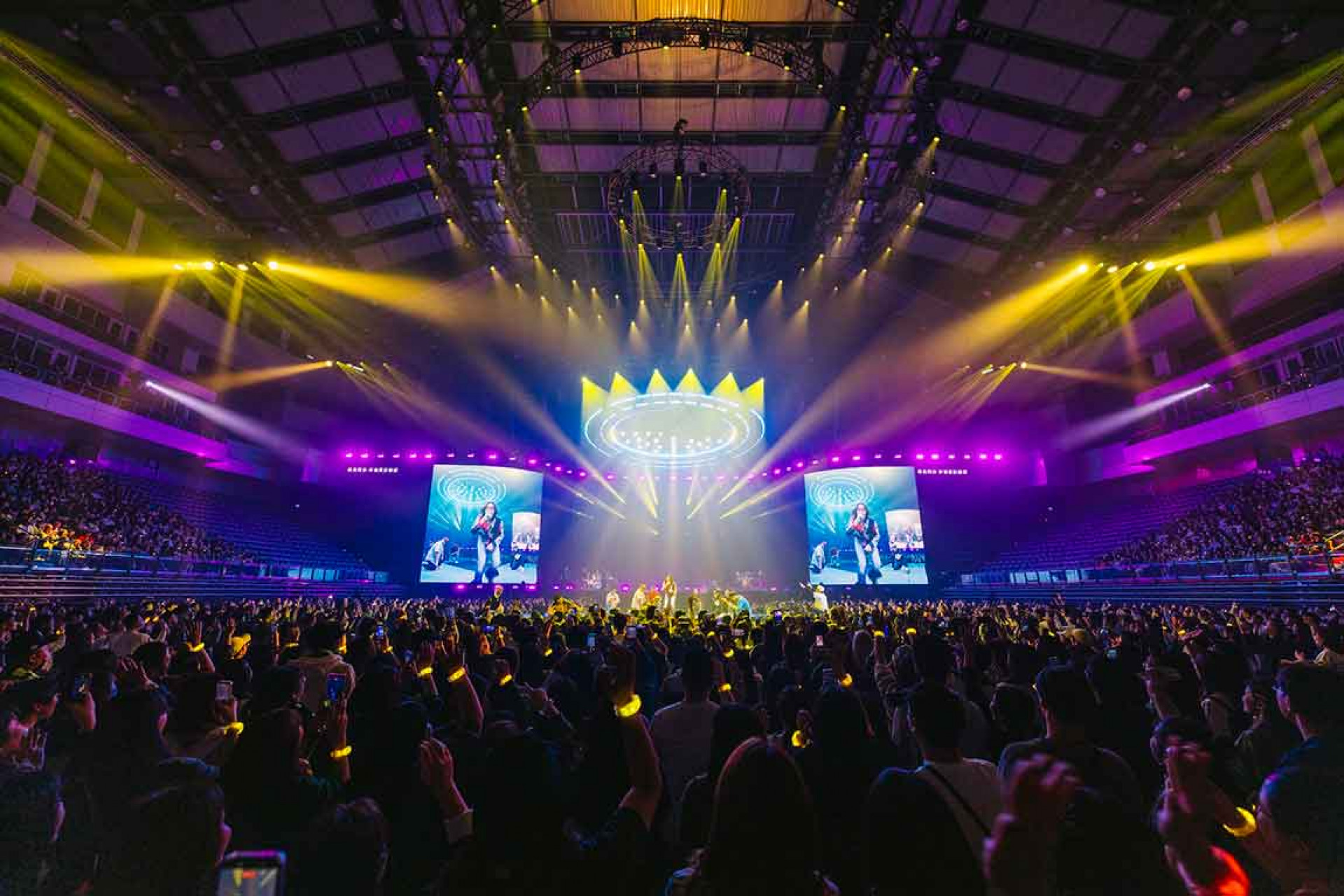 方Qsolo現場超嗨。（相信音樂提供）