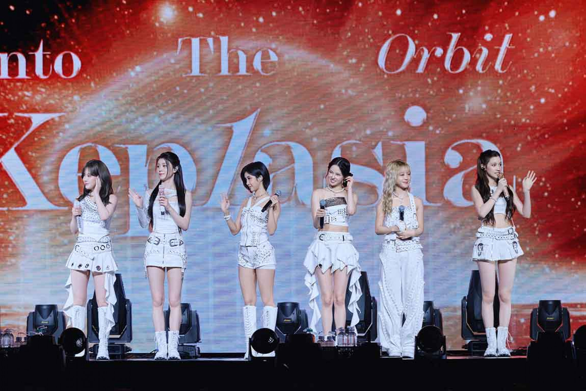 拍照環節時粉絲驚喜送上應援影片