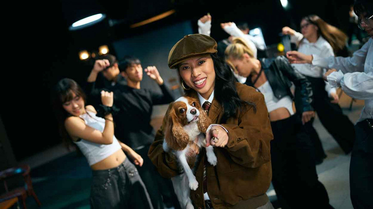 愛犬小潘升格主角！Miss Ko葛仲珊 新歌〈got.to.believe〉舞台劇式長鏡頭 MV 直闖內心最柔軟角落