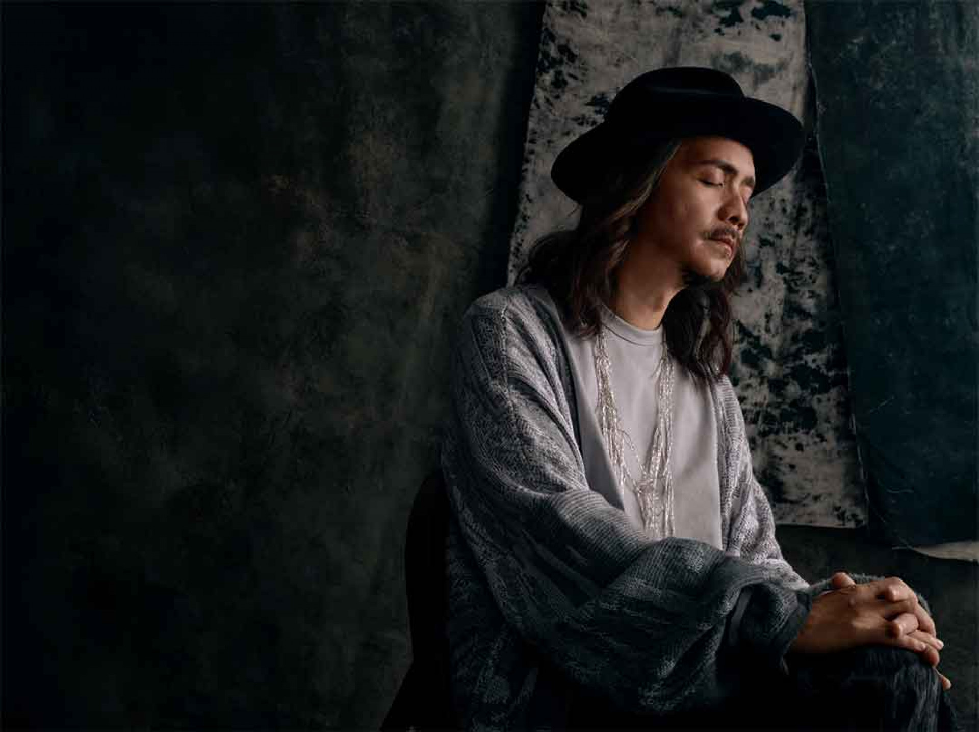 專輯中最挑戰的歌曲,許霈文毫不遲疑地選了〈血脈〉