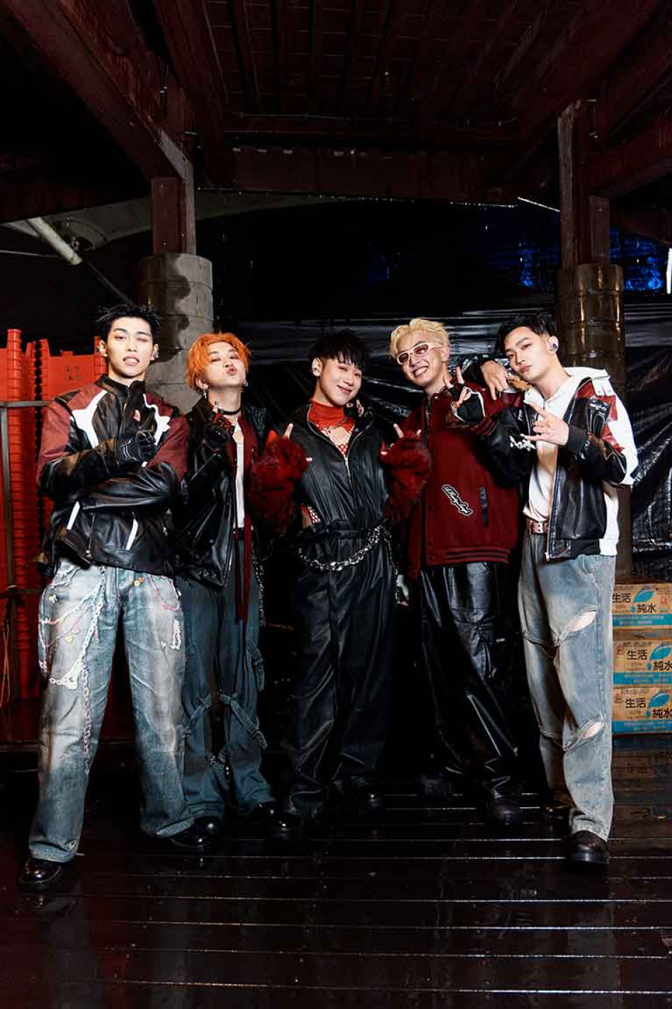 火辣造型完美融入男團UNUS,好交情曝光許願為來一起合作做音樂