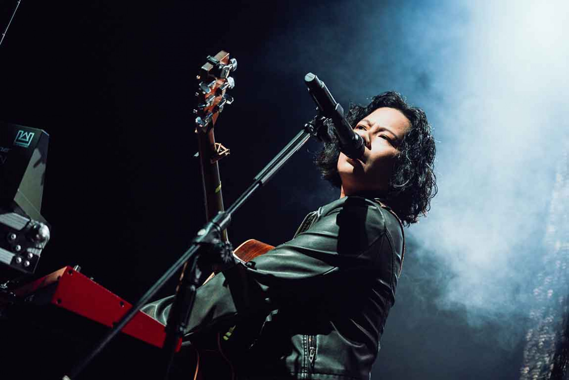 凹與山主唱小凹