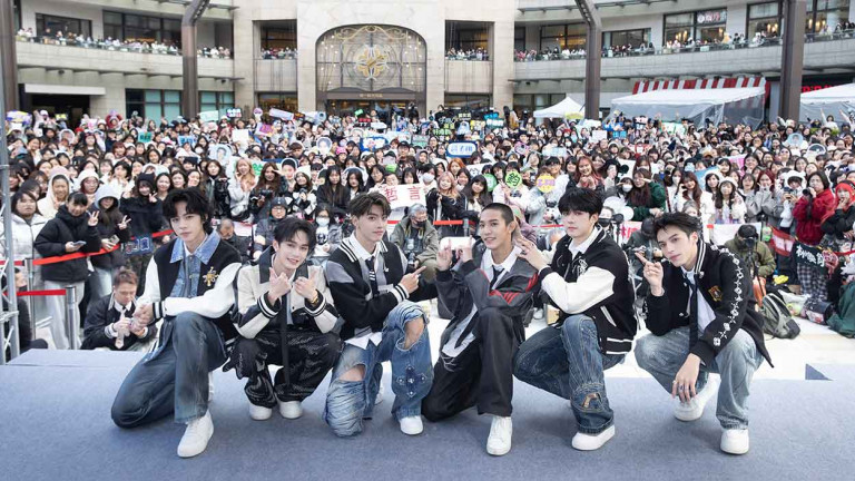 Ozone接力入伍前最後合體 成員煥鈞許願當眾剃頭成真 成員們一人一刀接力剪髮