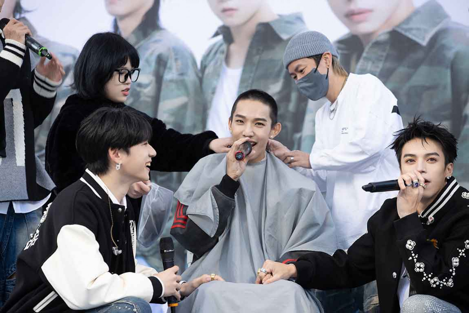 祖安(左起)、煥鈞、哲言