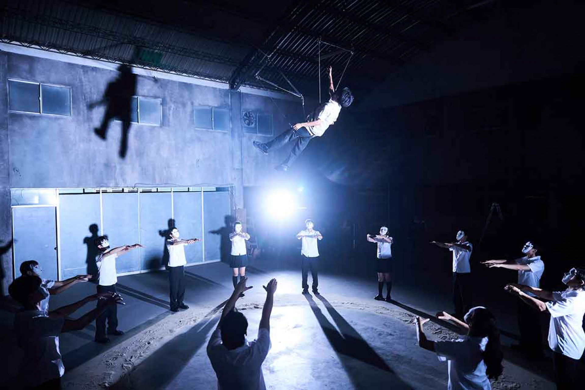 生命樹〈黑羊〉MV 驚見「刑台墜落」!