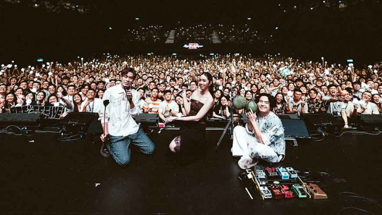 告五人黑夜狂奔直衝星馬！無縫接軌120小時四連唱 雲安笑虧「我們是伴唱機嗎？」