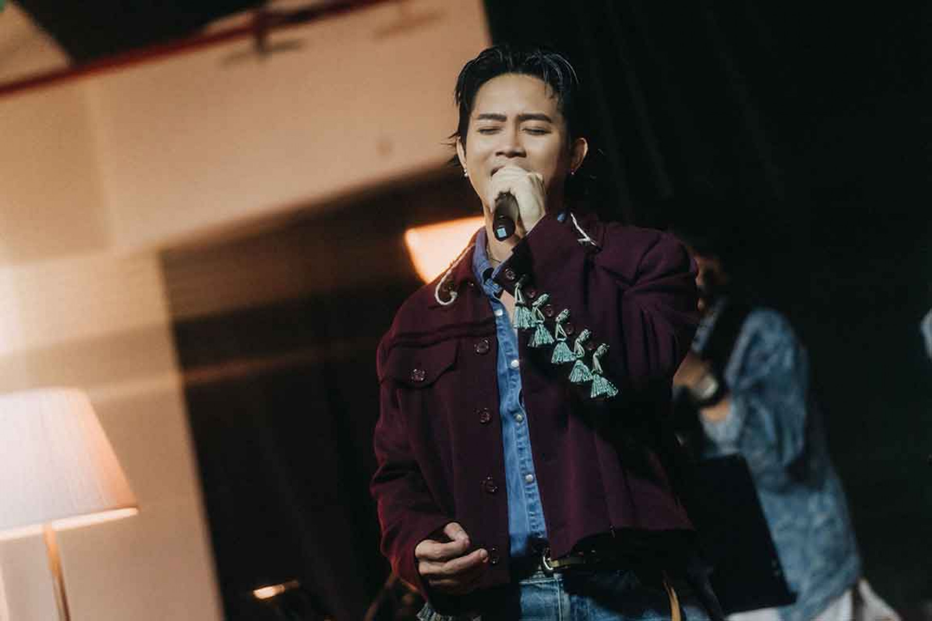 大Ｑ秉洛感性分享自己去年與「狗兒子」道別的沈重心境（圖_ 众悅娛樂 提供）