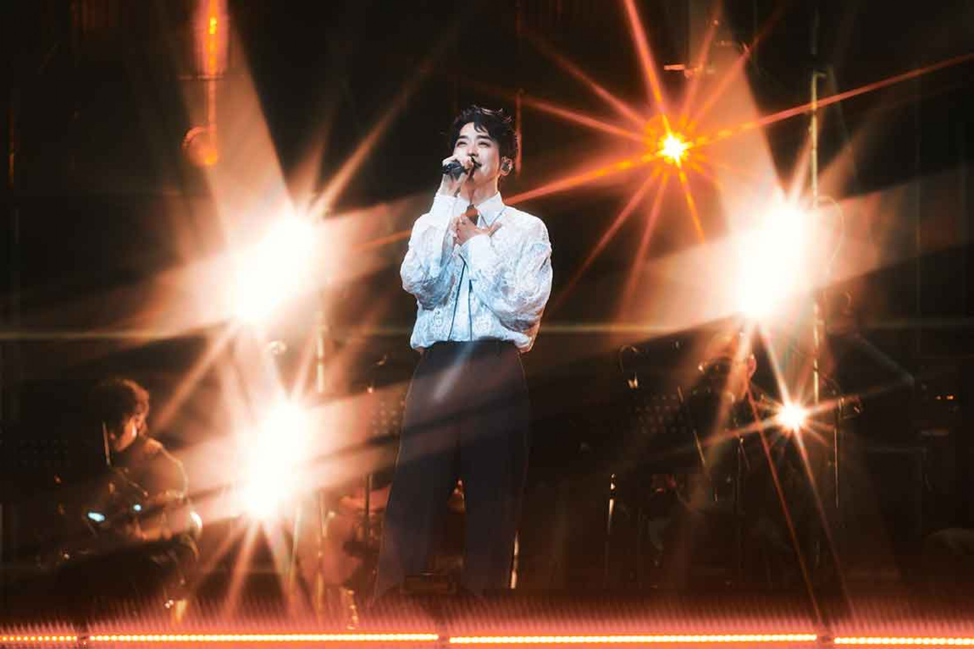 演唱會經典 K 歌連發，前奏一響，全場回到青春