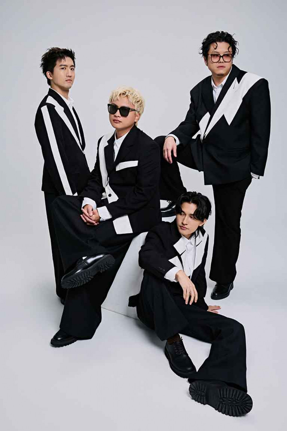 北流特別為「小可愛」打造VIP區，團長兼貝斯手Nelson賣力推薦：這次的限定神秘小禮物，是長長軟軟有特別色的東西，走過看過不要錯過。