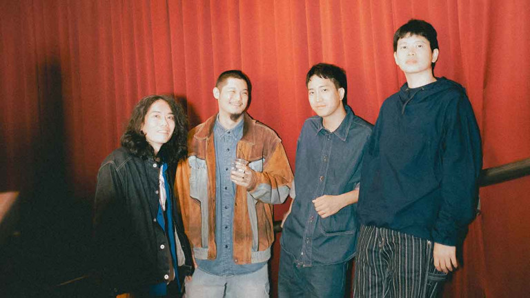 被時間留下的兩首歌 終於回到現在：巨大的轟鳴發行單曲〈肥前屋〉、〈不聽老人言〉​