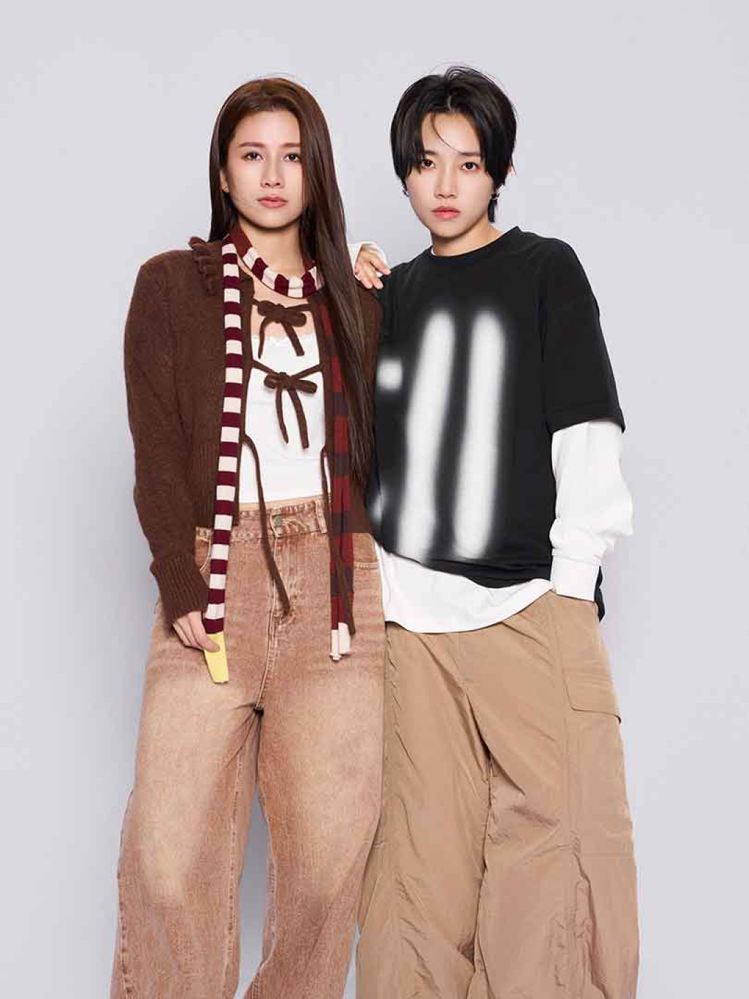 吳以悠(左起)、郭惟晨