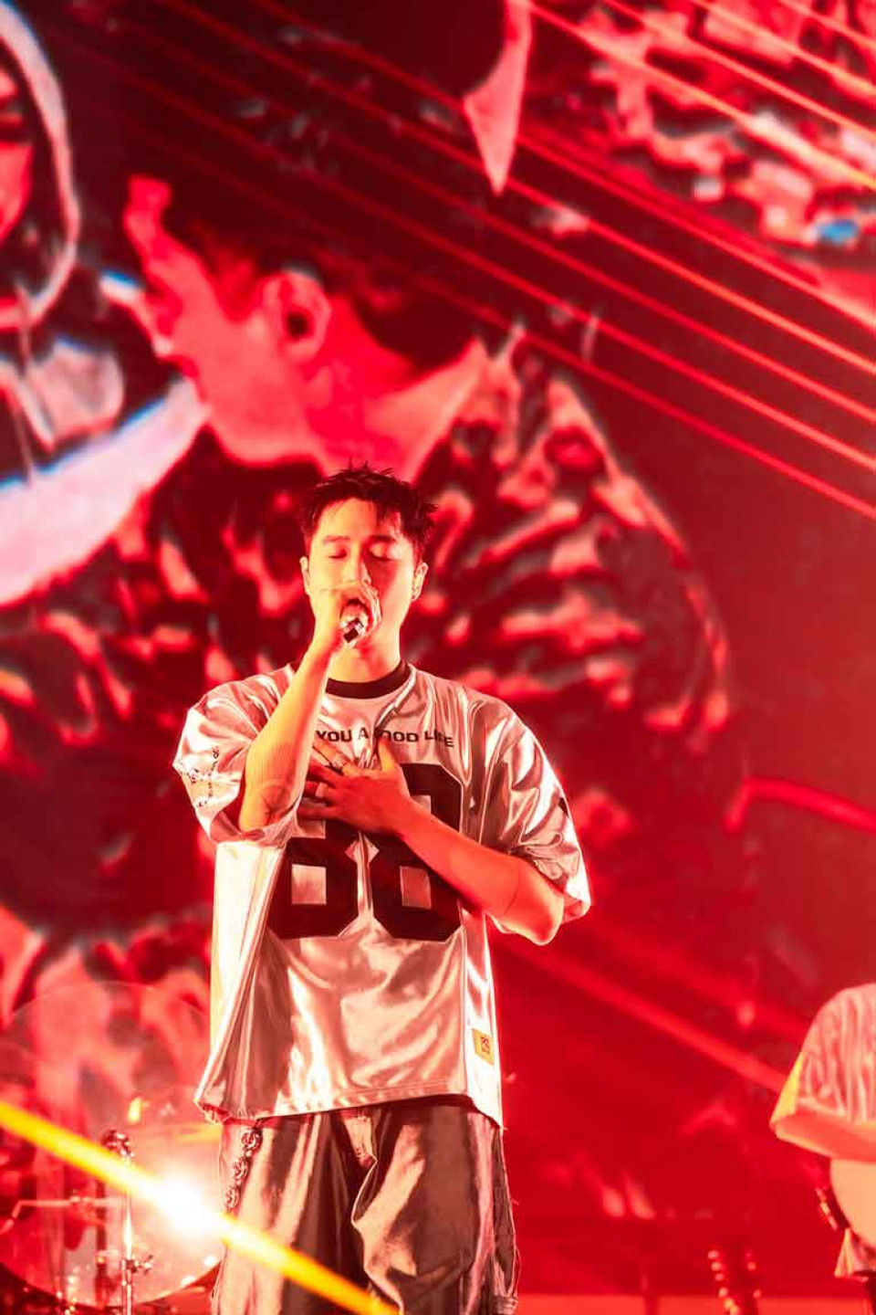 周湯豪NICKTHEREAL巡演「REALIVE DELUXE」,帶著鐵人魂赴廣州演出