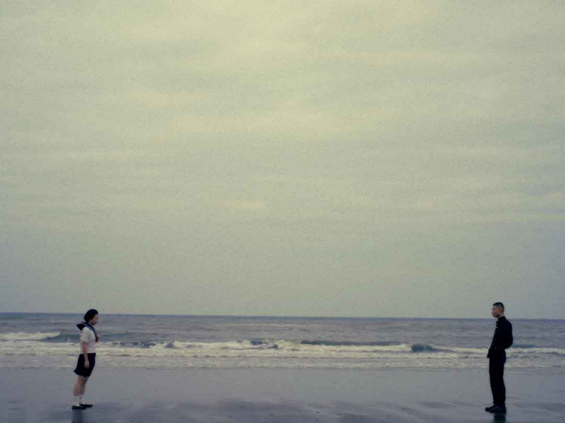 全新單曲〈等〉MV延續上一張 EP 中單曲的故事線