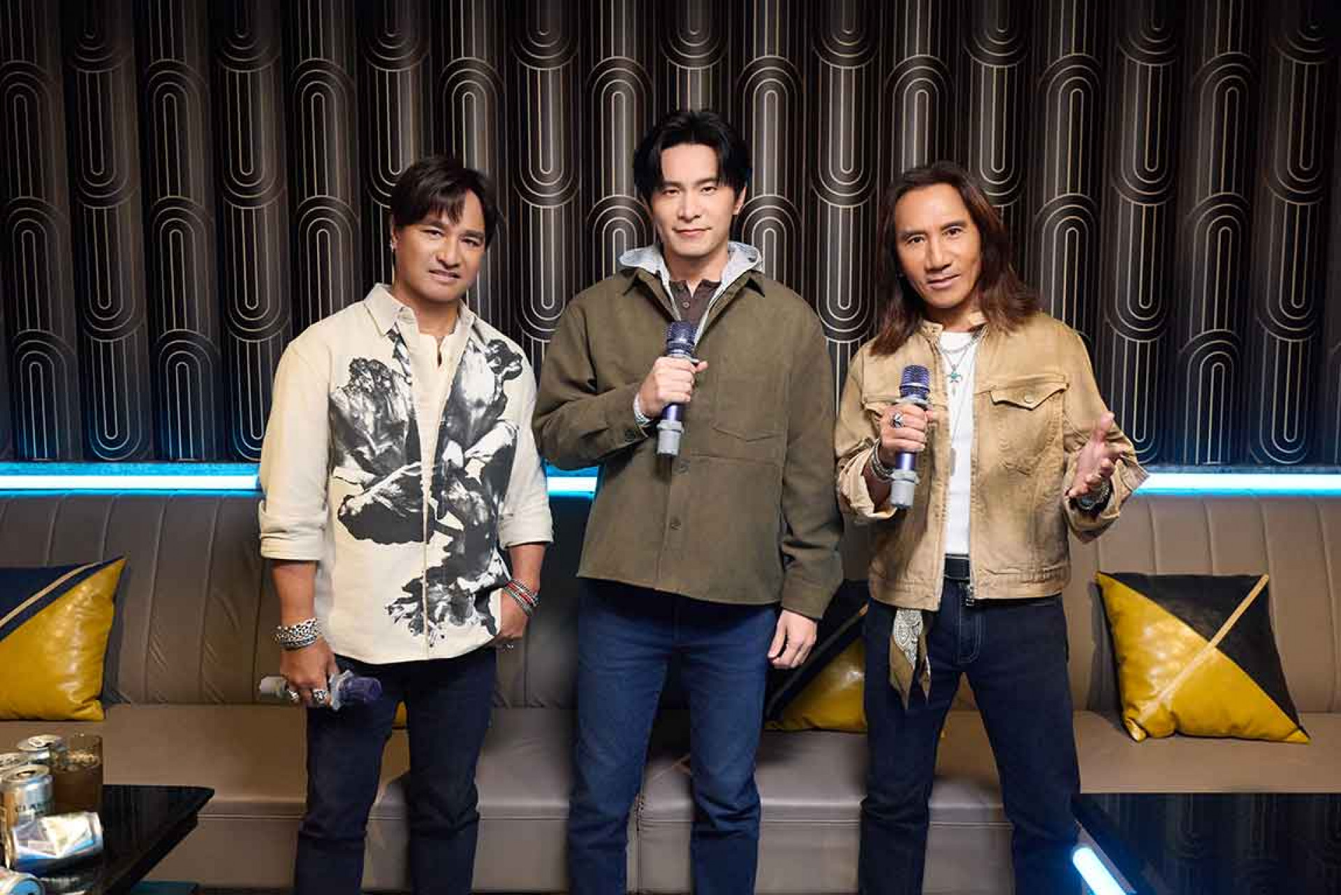 姚淳耀(中)以前感到孤單時竟會寫信給自己:「沒關係,我當你朋友」