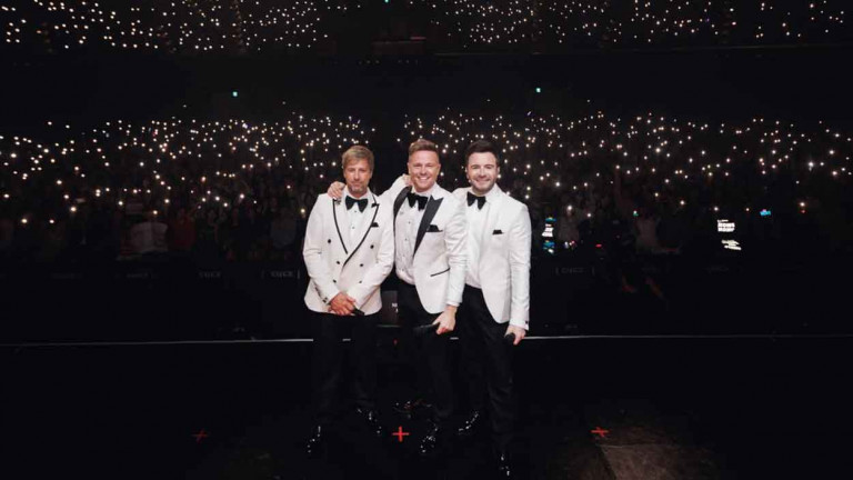 西城男孩歡慶25週年高雄揭序幕！超過3,800位粉絲感動朝聖 回憶殺金曲惹哭粉絲 許願明年再唱